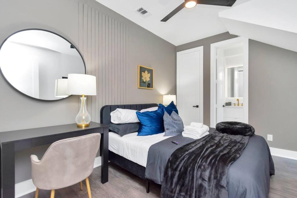 The Suite Spot! Downtown Skyline Views! Sleeps 12 Х'юстон Екстер'єр фото
